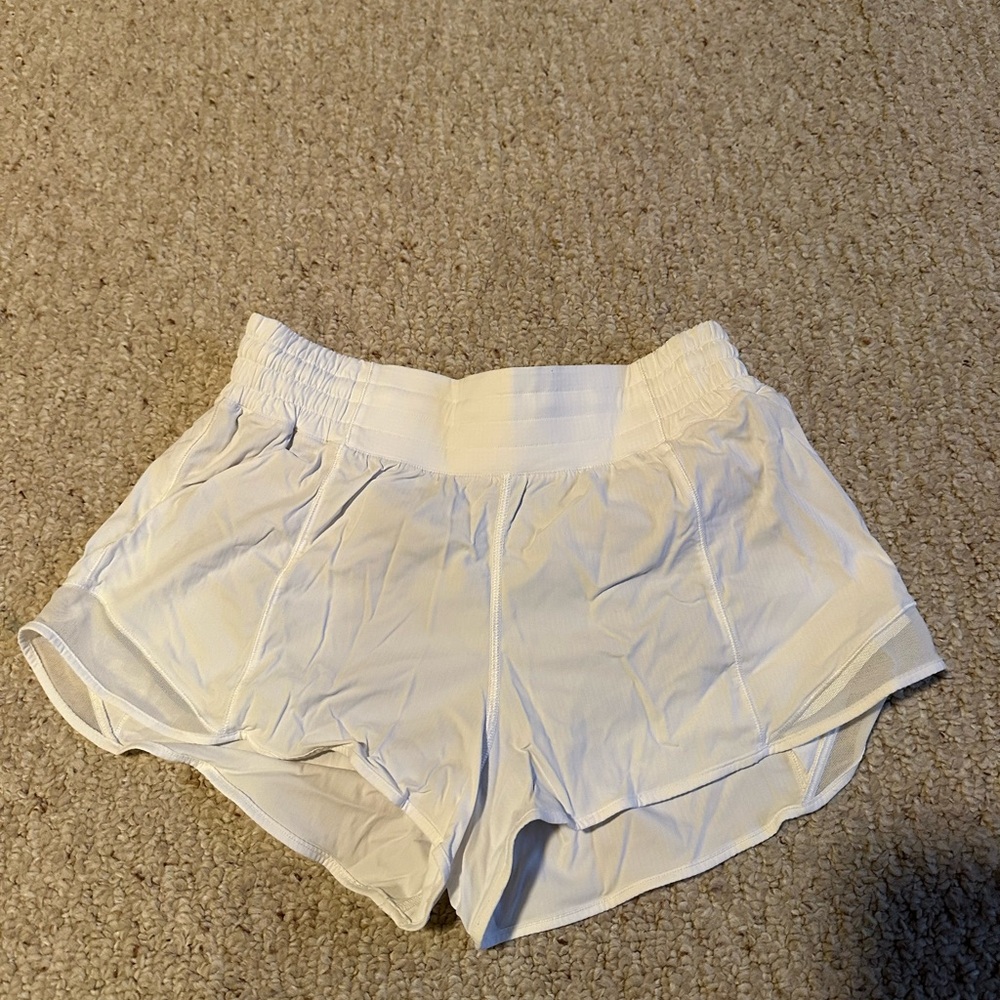 Lululemon Hottie Hot shorts